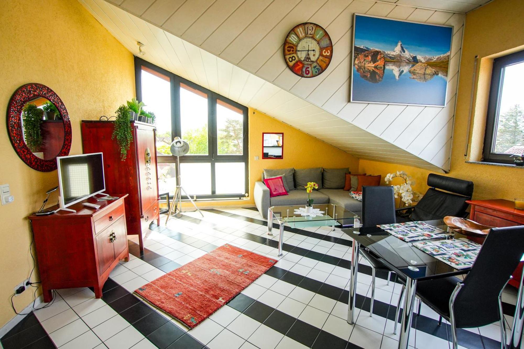 Schönes Studio in der Rheinebene, zentral gelegen Rheinstetten Exterior foto
